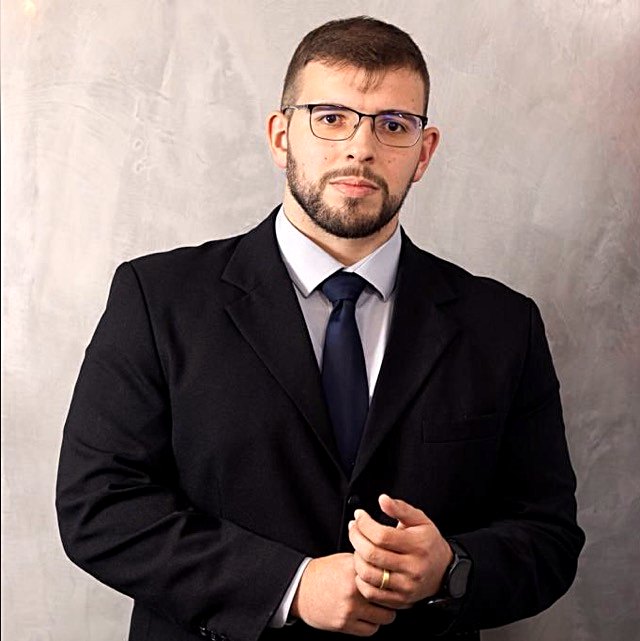 Dr. Renato Vieira Melo — Advogado
